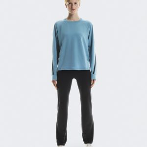 Women's Studio Crew Niagara